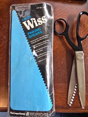 Vintage Wiss 9 Inch Pinking Shears CB9 USA Made Sewing Scissors w Original Pack